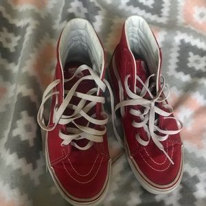 red sk8 hi